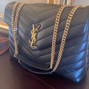 YSL Saint Laurent LouLou Shoulder Bag Matelasse Chevron Leather Medium Black